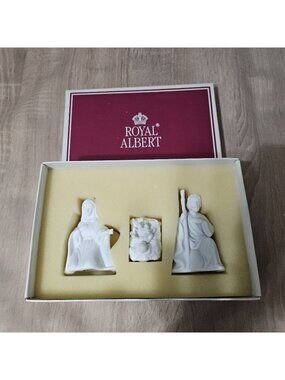 Royal Albert Doulton 1998 Nativity Mary Joseph Baby Jesus White In Box Christmas